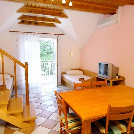 아파트 With A Swimming Pool Jadranovo, Crikvenica - 3238 자드라보노